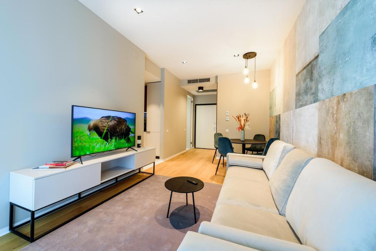 Apartment One Floreasca - Toff Dominium *